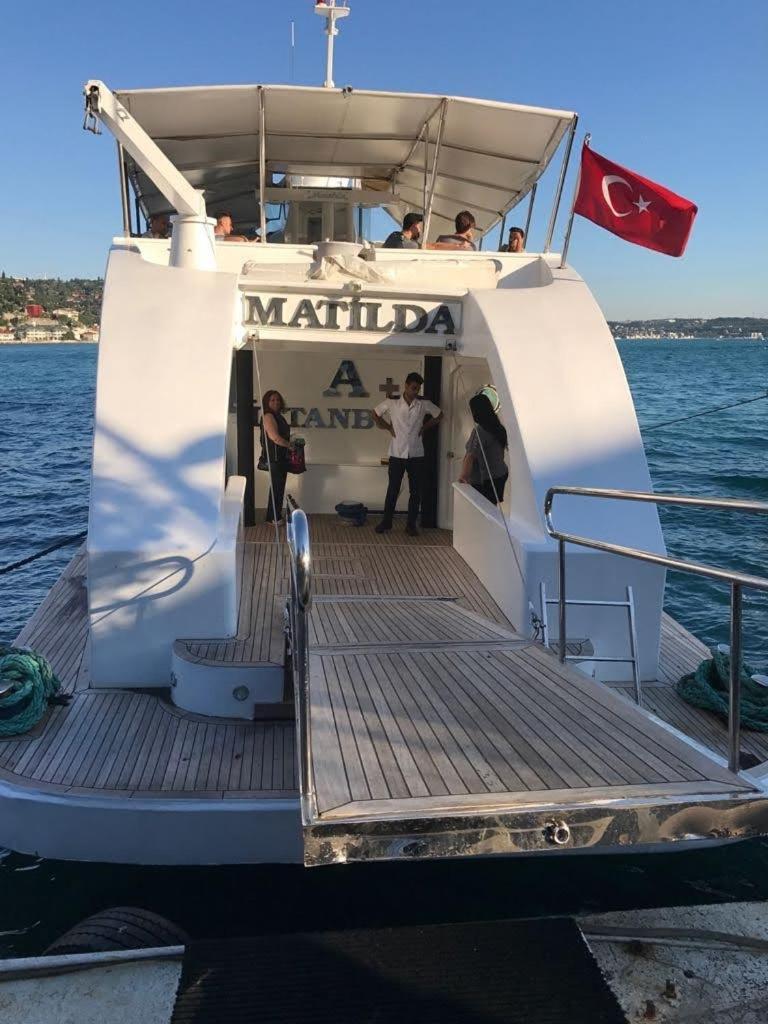 Botel Yalikavak Matilda Mega Yacth